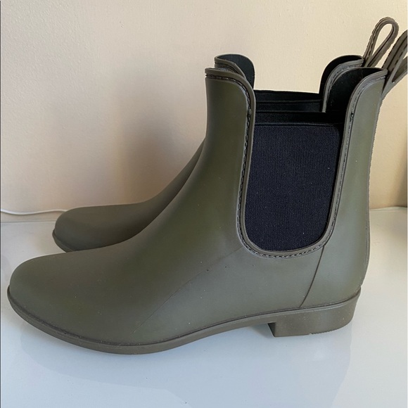 Women’s Merona Alex Boot - Picture 2 of 5